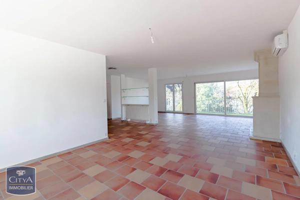 Appartement à vendre 3 pièces 120.61m² Périgueux (24000)