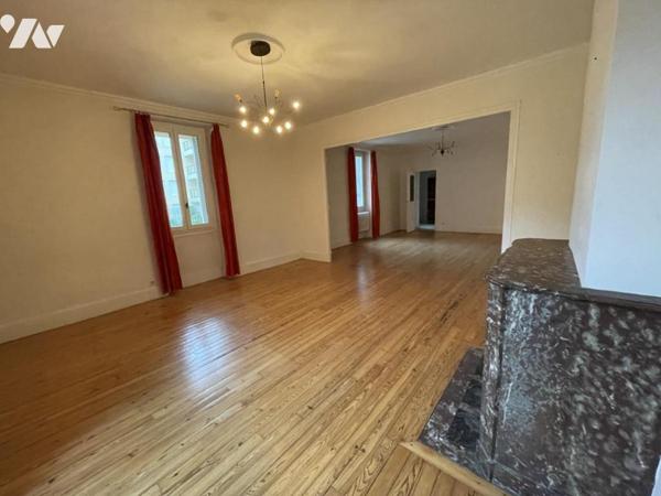 PROPRIETE AVEC HABITATION ET DEPENDANCES