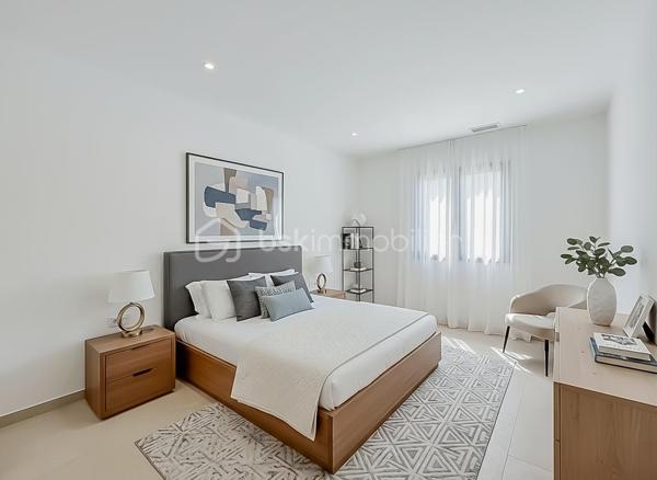 Contact Agence - Lory Montelon 06 69 53 61 29 

VILLA CONTEMPORAINE T5 DE 131 M² AVEC PISCINE ET GARAGE À CLERMONT-L’HÉRAULT

Venez découvrir cette magnifique villa contemporaine de 131 m² habitables, tout juste achevée, édifiée sur une parcelle de 500 m².

Située dans un lotissement calme, elle bénéficie d’un environnement paisible et d’une jolie vue sur les collines verdoyantes.

Au rez-de-chaussée, vous profiterez d’une belle pièce de vie baignée de lumière grâce à ses larges ouvertures, avec une magnifique cuisine américaine aménagée et équipée. Ce niveau dispose également d’une suite parentale avec dressing et salle d’eau avec douche à l’italienne, ainsi que d’un WC indépendant.

À l’étage, deux chambres et une salle de bains avec WC viennent compléter l’espace nuit.

À l’extérieur, vous profiterez d’un jardin facile d’entretien, d’une belle terrasse, d’une piscine au sel de 2,50 x 5 ainsi que d’une cuisine extérieure.

La maison dispose également d’un garage isolé, peint et carrelé, accessible aussi bien depuis l’intérieur que depuis l’extérieur de la maison. 
Un espace dédié à la buanderie y a été prévu. Plusieurs véhicules peuvent également être stationnés directement sur la parcelle.

Cette villa a été réalisée avec des prestations de qualité et de très beaux matériaux. Elle bénéficie notamment de menuiseries en aluminium avec double vitrage, de larges ouvertures offrant une très belle luminosité ainsi que d’une excellente orientation.

Son DPE classé A témoigne de ses excellentes performances énergétiques et permet de profiter d’une faible consommation au quotidien.

Vidéo virtuelle disponible sur demande.

À visiter rapidement!