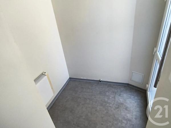Appartement T3 à vendre  3 pièces - 74,04 m 2   FOIX  - 09