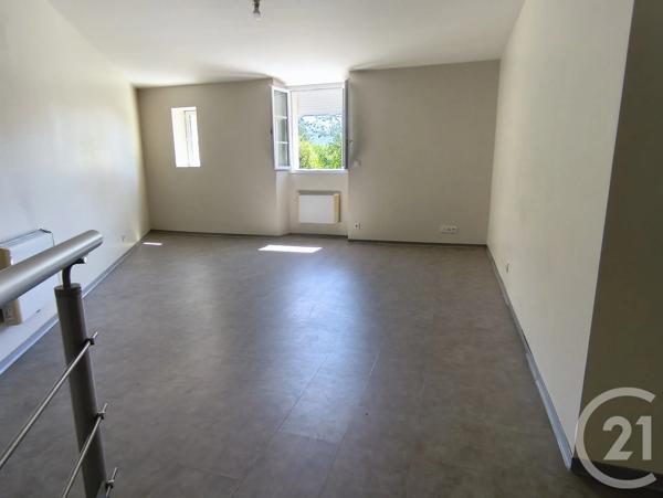 Appartement T3 à vendre  3 pièces - 74,04 m 2   FOIX  - 09