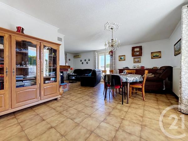 Maison à vendre  4 pièces - 114,82 m 2   MAUGUIO CARNON  - 34