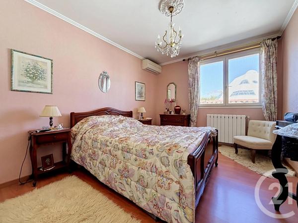 Maison à vendre  4 pièces - 114,82 m 2   MAUGUIO CARNON  - 34
