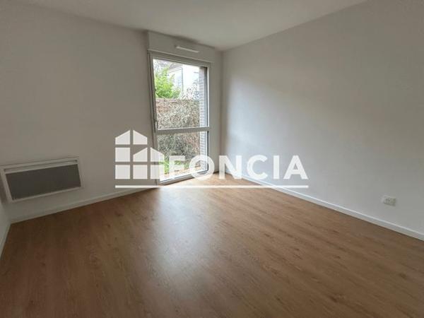 Location Appartement 2 pièces 43.1 m² - 4 TER RUE FONTAINE LA REINE Melun 77000