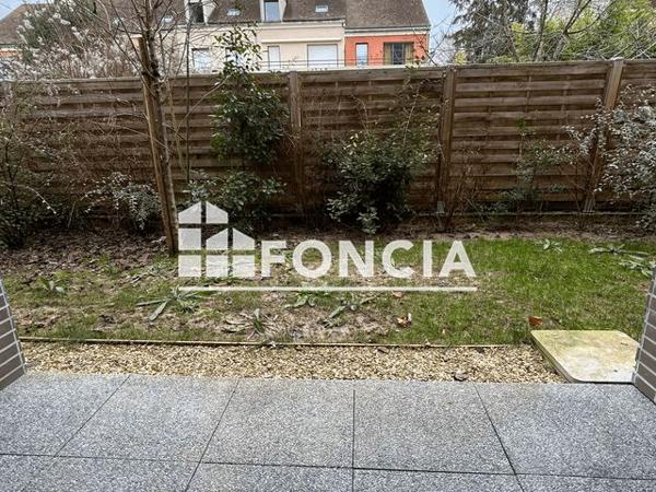 Location Appartement 2 pièces 43.1 m² - 4 TER RUE FONTAINE LA REINE Melun 77000