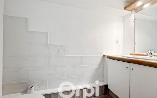 Appartement à vendre    1 pièce •  Nantes