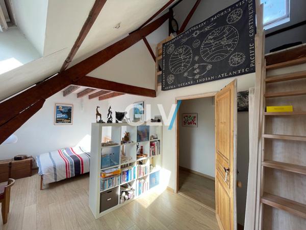 Ferme 5 pièce(s) 350 m2 + granges + logement attenant 3 chambres , Templeuve en pevele