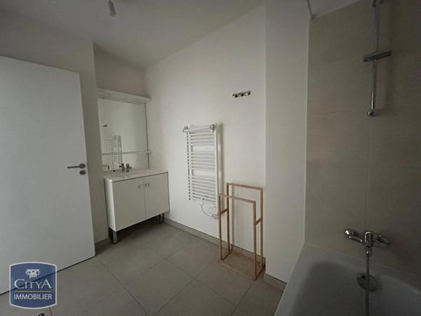 Appartement à louer 3 pièces 73.02m² Limoges (87000)
