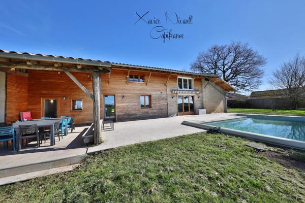 Maison à vendre 11 pièces proche de MARBOZ (01)