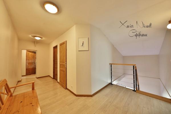 Maison à vendre 11 pièces proche de MARBOZ (01)