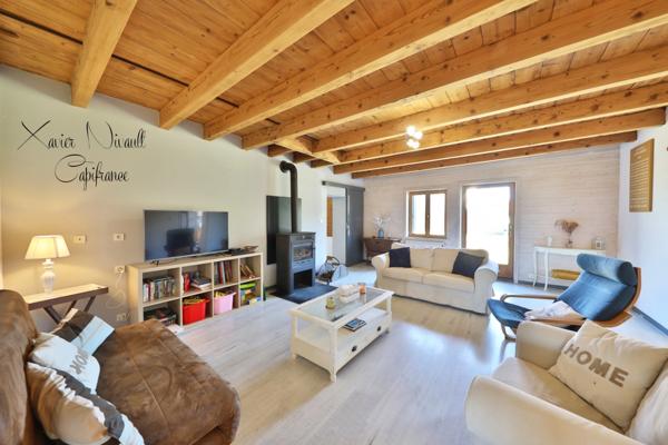 Maison à vendre 11 pièces proche de MARBOZ (01)