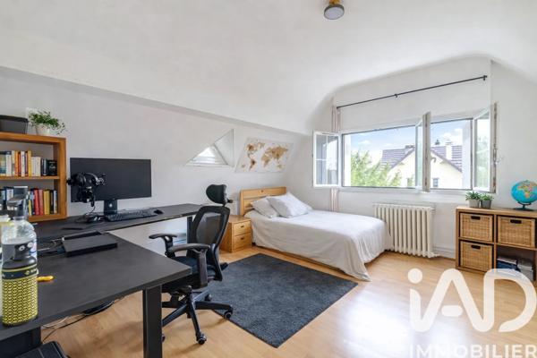 Maison à vendre 9 pièces 178,25 m² Brunoy