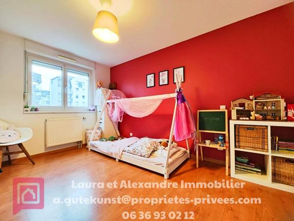 Vente appartement rez-de-chaussée 4 pièces 77 m2 + terrasse 44 m² + garage