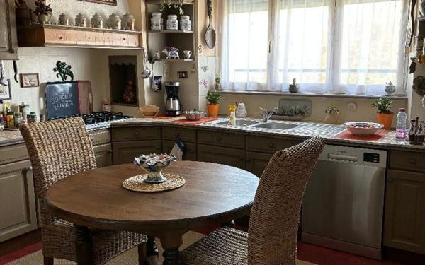 Maison à vendre    7 pièces •  Audierne