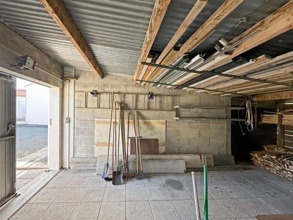 A vendre proche du bourg en impasse - Maison de plain-pied
