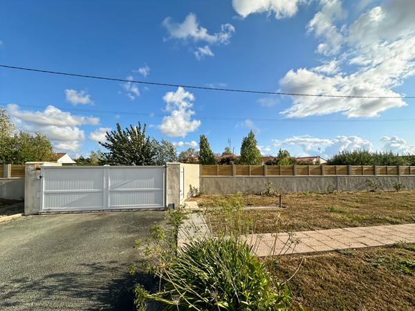 A vendre proche du bourg en impasse - Maison de plain-pied