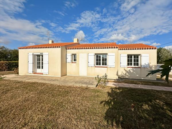 A vendre proche du bourg en impasse - Maison de plain-pied