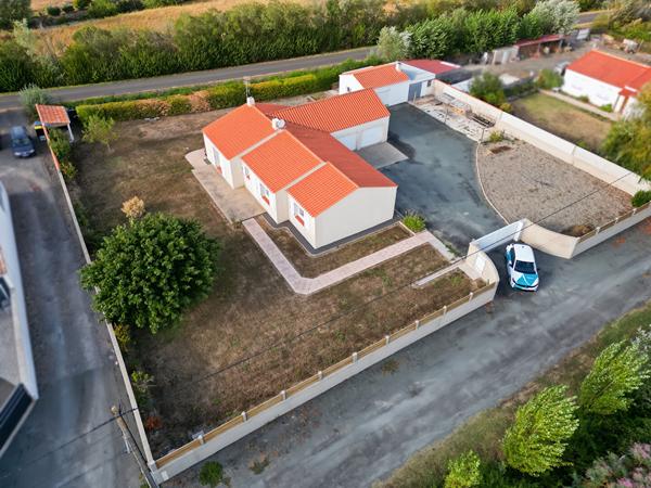 A vendre proche du bourg en impasse - Maison de plain-pied