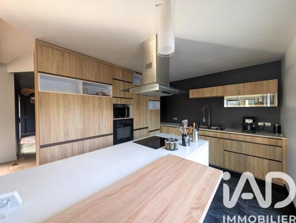 Maison à vendre 5 pièces 170 m² Collonges-la-Rouge