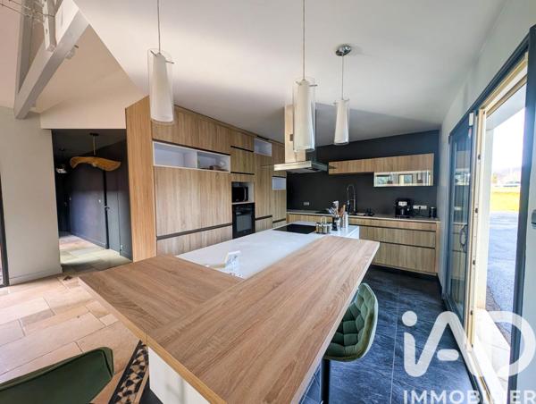 Maison à vendre 5 pièces 170 m² Collonges-la-Rouge