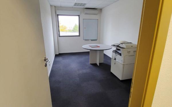 Appartement à louer    7 pièces •  Sausheim