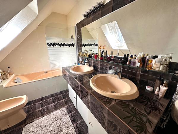 Maison à JOUE LES TOURS - Réf. 3979