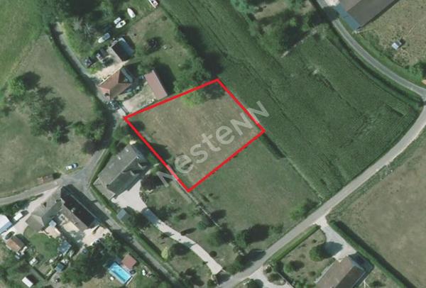 Terrain de 1585 m² constructible à Sermessse