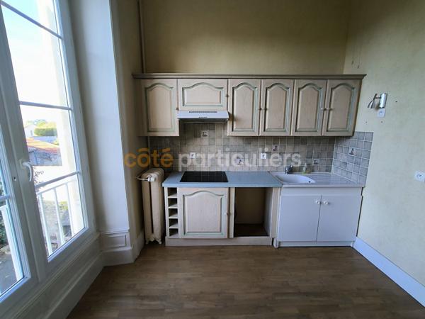 Location Appartement80 m² - 3 Pièces - LUCON (85400)