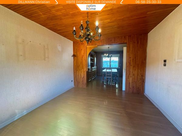 Maison jumelée d'un coté