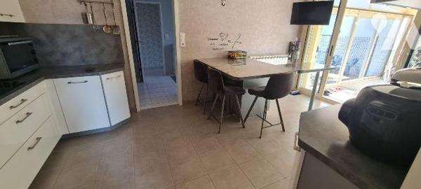 En Charente -Maritime, sur la commune de LE GUA, à 15 mn des plages, Maison en parfait état et ...