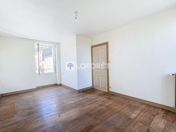 Achat maison Gourgé - 5 pièce(s) - 108 m² - 75 000 €