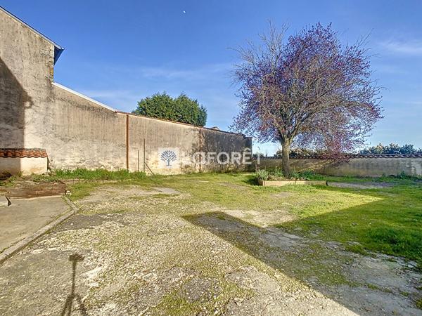 Achat maison Gourgé - 5 pièce(s) - 108 m² - 75 000 €