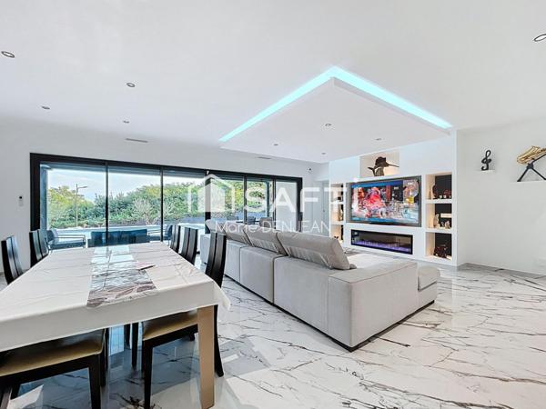 Villa contemporaine 135 m² - piscine.