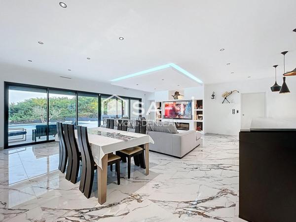 Villa contemporaine 135 m² - piscine.