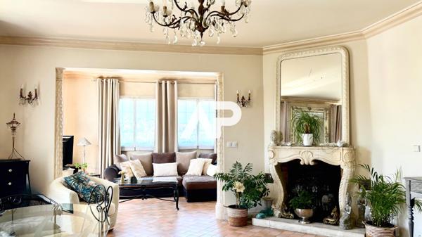 Maison Montmorency 10 pièces 225.43 m2 €843 000 ** - Référence 1642