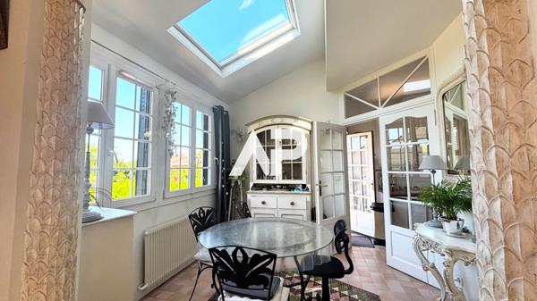Maison Montmorency 10 pièces 225.43 m2 €843 000 ** - Référence 1642