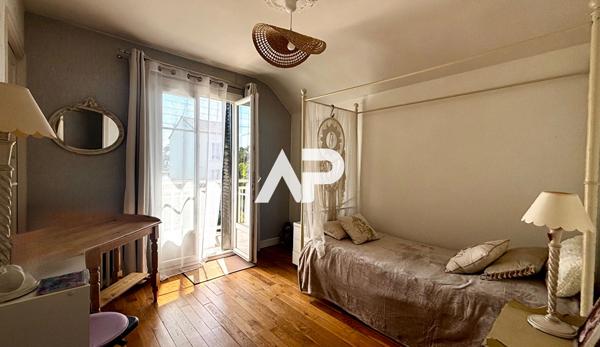 Maison Montmorency 10 pièces 225.43 m2 €843 000 ** - Référence 1642