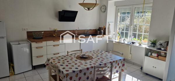 Deux maisons de campagne sur 215 m2