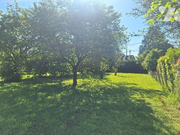 TERRAIN A BATIR DE 638 M2 SAVIGNE L'EVEQUE