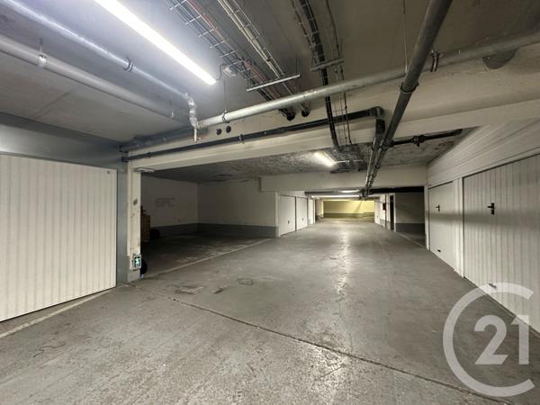 Parking à vendre  11 m 2   PARIS  - 75011