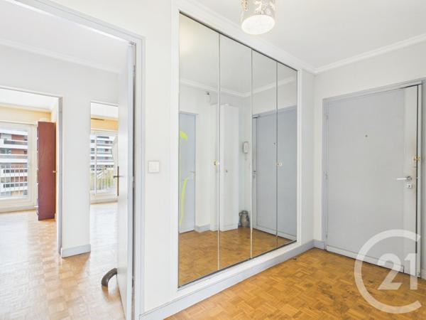 Appartement F4 à vendre  4 pièces - 98 m2 PARIS - 75012