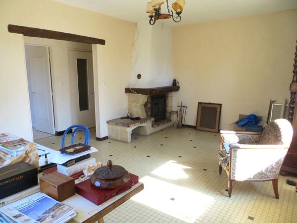 LANTON (secteur CASSY) - maison plain-pied - 2 chambres - dans quartier calme