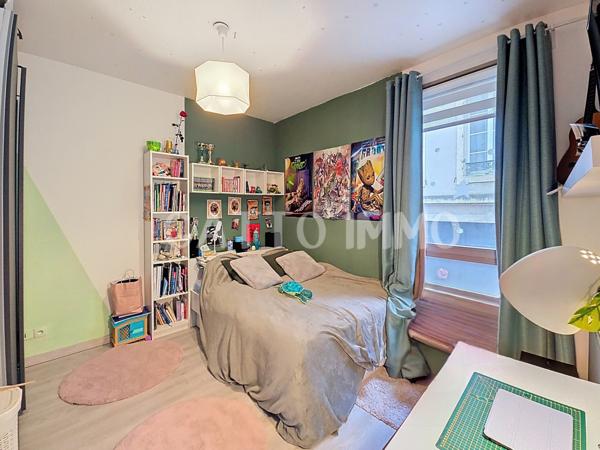 Metz (57000) SOUS OFFRE D'ACHAT // METZ CENTRE PROCHE PLACE D'ARMES // MAGNIFIQUE T3 70M² // LUMINEUX // TERRASSE 15M²