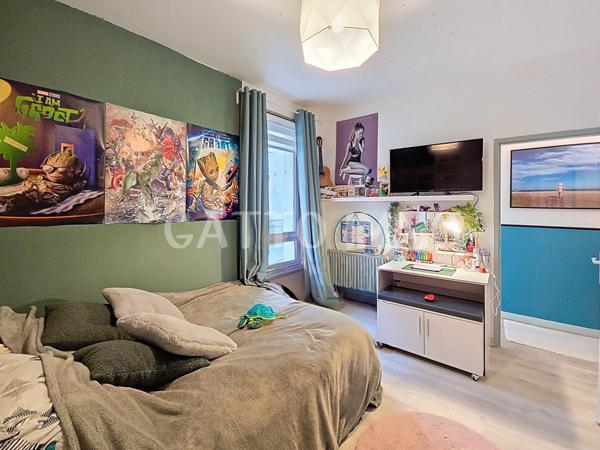 Metz (57000) SOUS OFFRE D'ACHAT // METZ CENTRE PROCHE PLACE D'ARMES // MAGNIFIQUE T3 70M² // LUMINEUX // TERRASSE 15M²