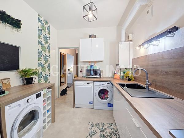 Metz (57000) SOUS OFFRE D'ACHAT // METZ CENTRE PROCHE PLACE D'ARMES // MAGNIFIQUE T3 70M² // LUMINEUX // TERRASSE 15M²