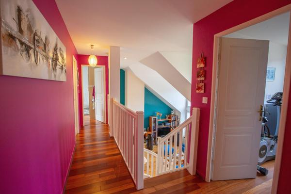 SUPERBE MASON FAMILIALE 205 m2
