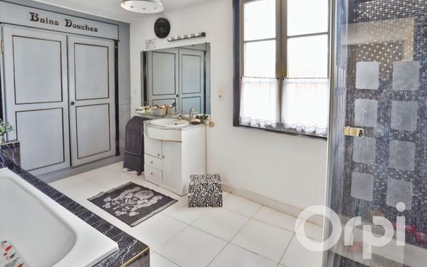 Maison à vendre    7 pièces •  Gisors