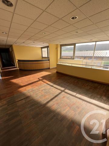 à vendre  950,66 m2 MORTEAU - 25