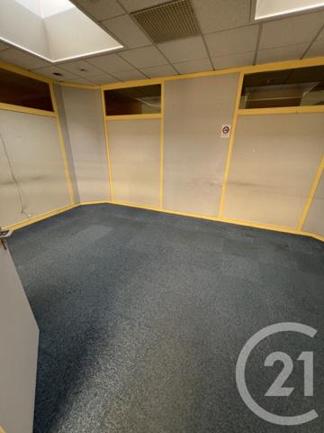 à vendre  950,66 m2 MORTEAU - 25