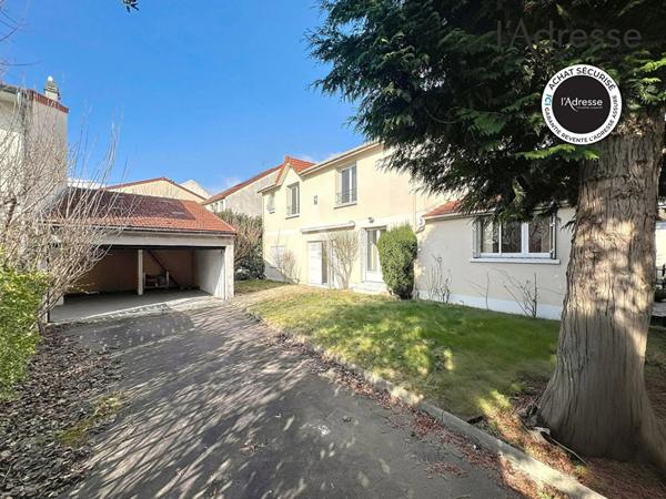 Maison Suresnes - 7 pièce(s) , 5 chambres de 149m² et 299m² de terrain